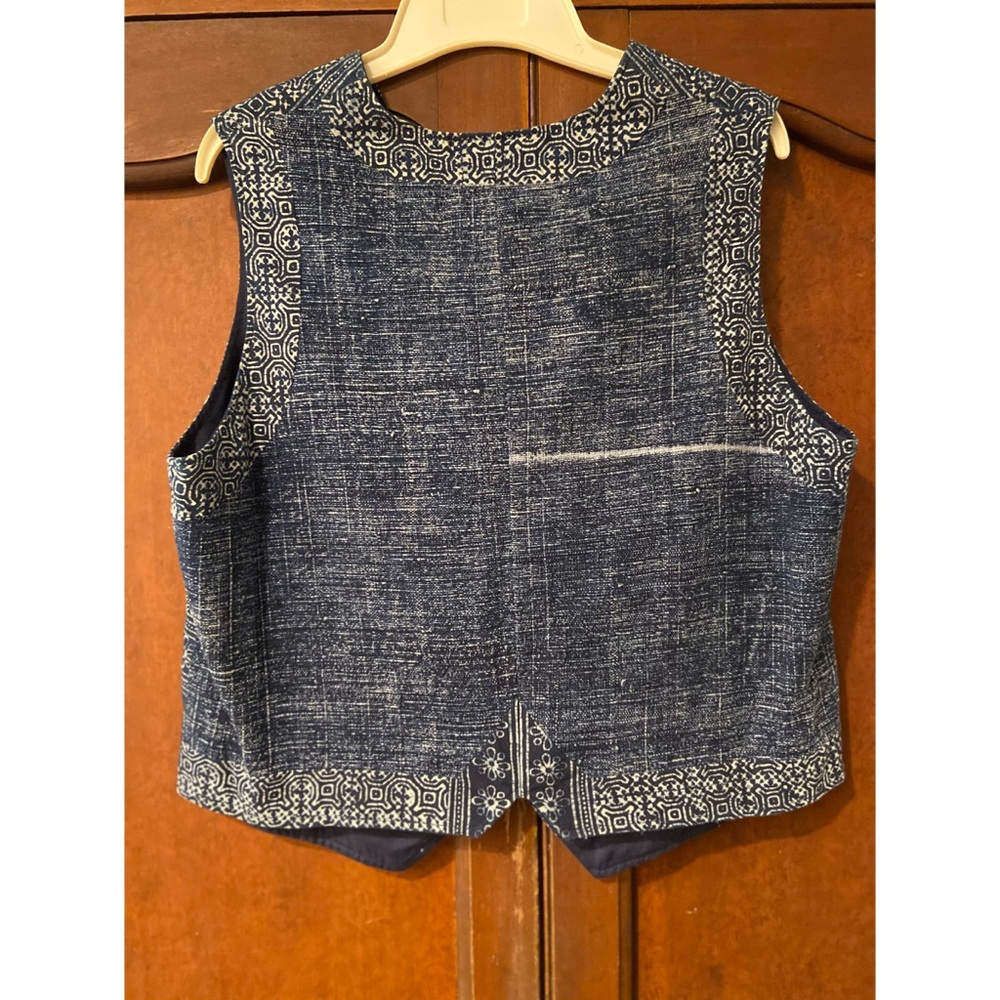 🌼🌼 4/$20 Item Vintage Handmade Tribal Vest🌼🌼 - Picture 6 of 9